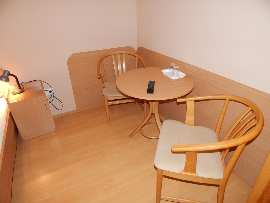 Hotel Hajdu Vendeghaz Hajdúszoboszló Zimmer foto