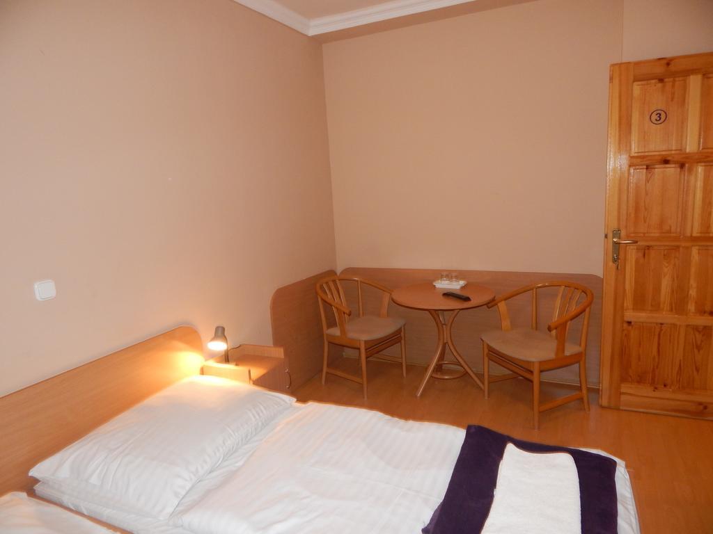 Hotel Hajdu Vendeghaz Hajdúszoboszló Zimmer foto